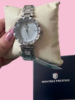 Montres Prestige X Invicta Women's Watch - 33mm, Steel (MPW-0207)